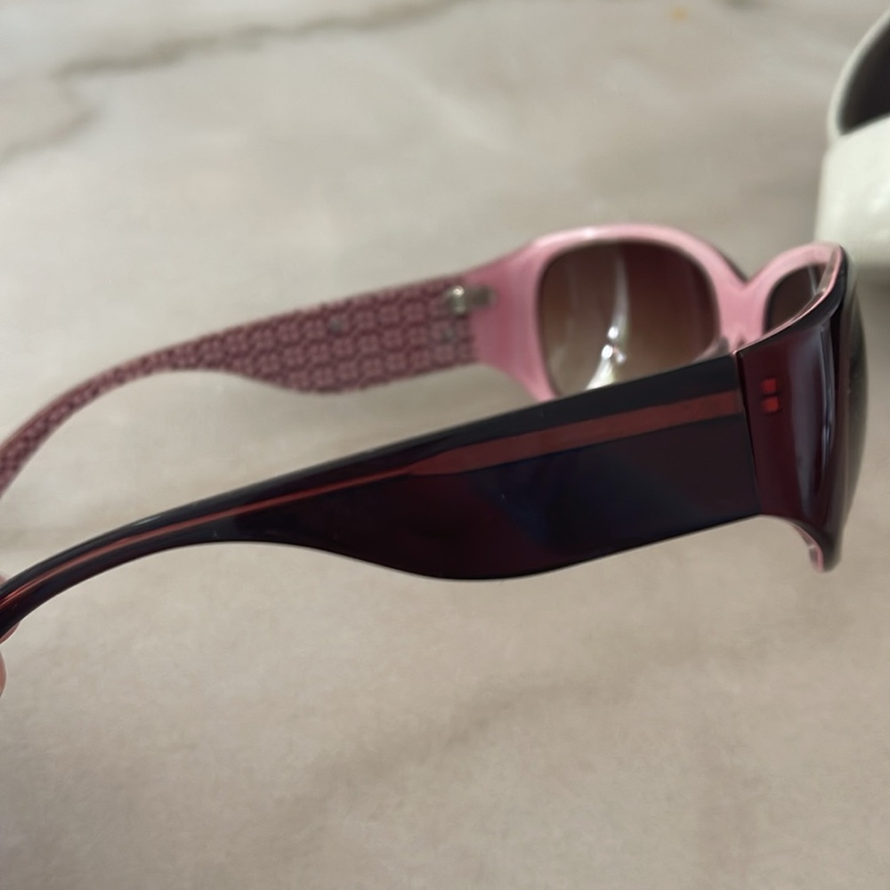 Sunglasses - Picture 3 of 6